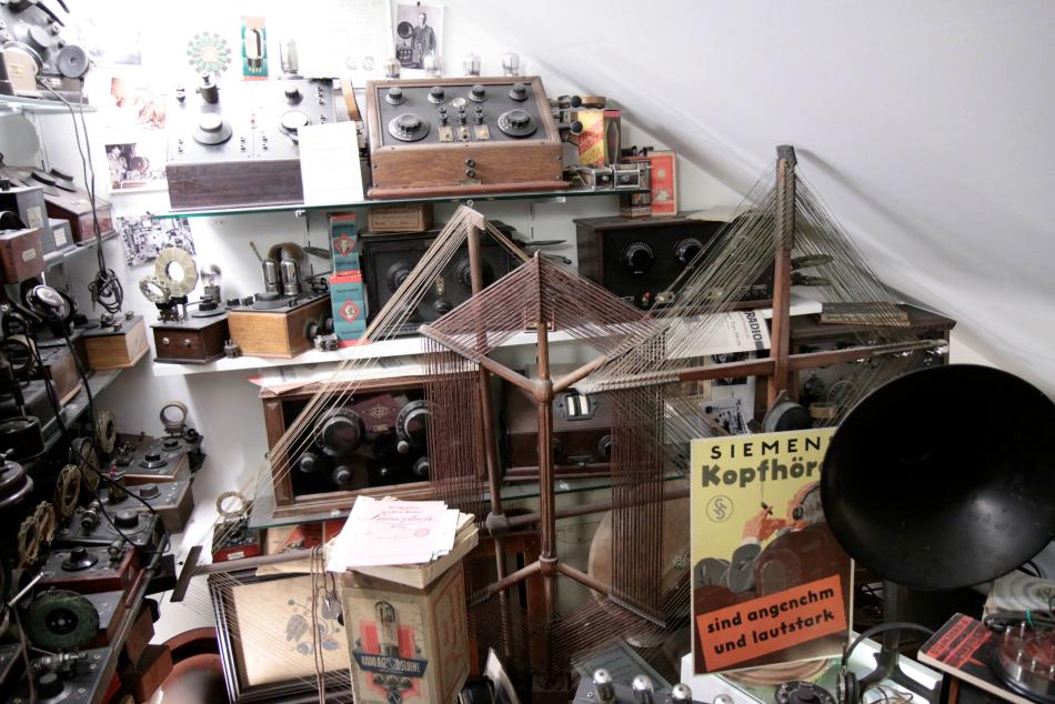 Sammlung alter Radios von Jörg Chowanetz